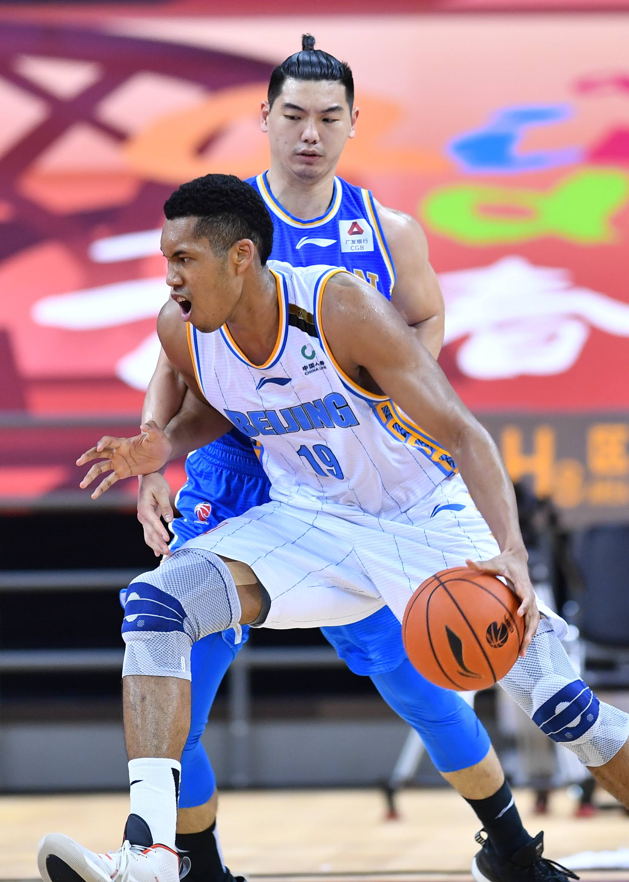 而这一决定 而这一决定